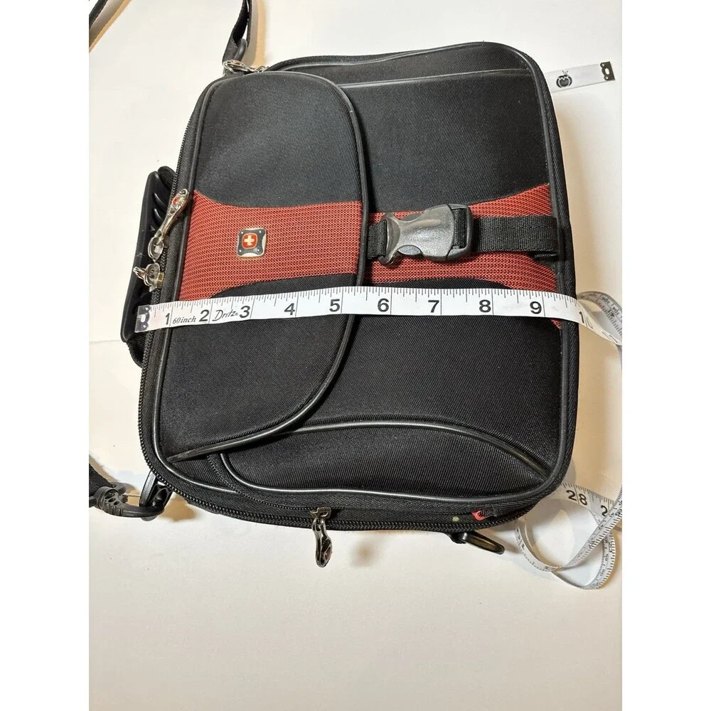 Wenger Swissgear Messenger Bag Black And Red Crossbody Shoulder Bag 9” X 11”